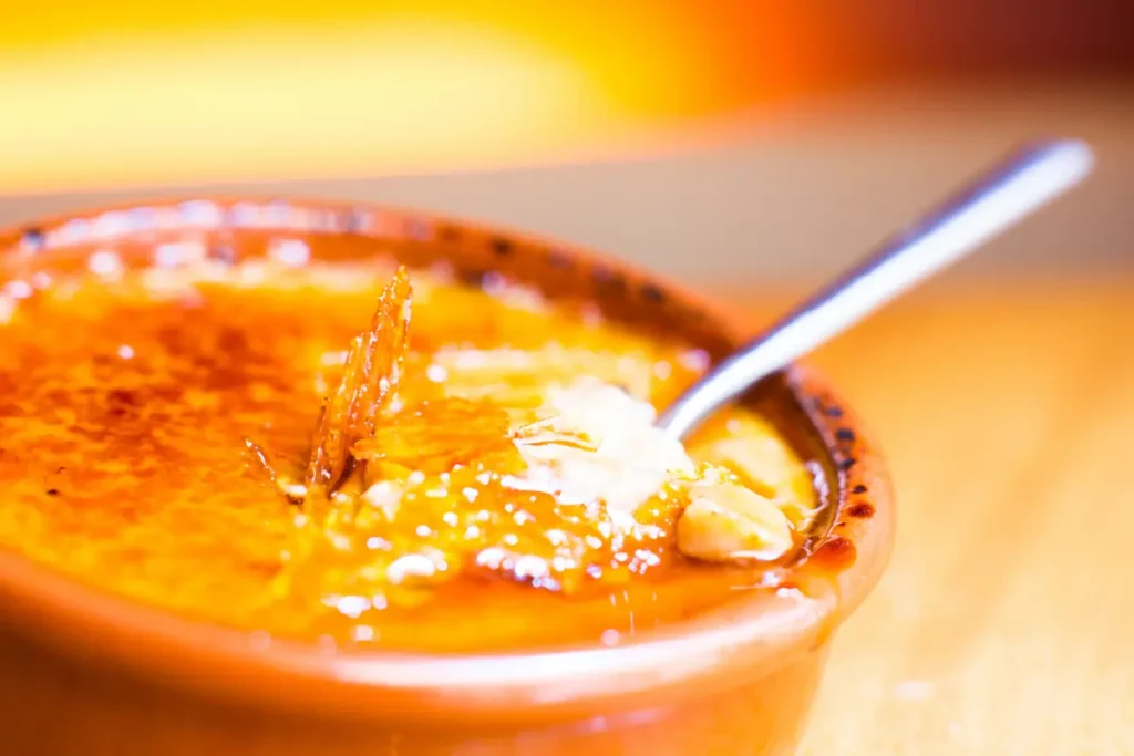 What is Crème Brûlée Topping Made