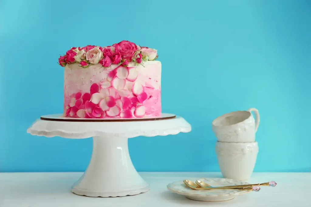 Why Are Vintage Cakes Popular